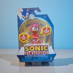 Sonic the Hedgehog 30th Anniversary Amy Rose & 2 Surprise Collection Cards